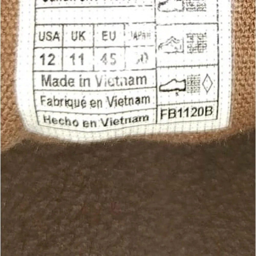Women’s Tan Suede Boots size 10  brand new no tags